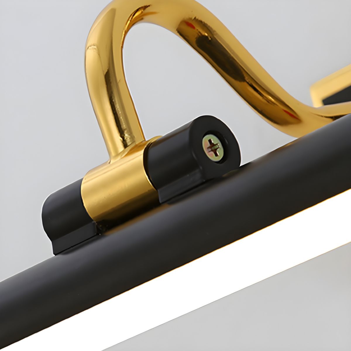 BlackAura - LED-Wandleuchte für Badezimmer - Einfaches und stilvolles Design