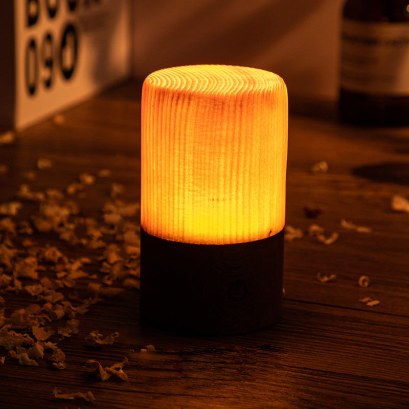 HolzGlow – Moderne LED-Tischlampe mit Akku & Touch, Schlafzimmer