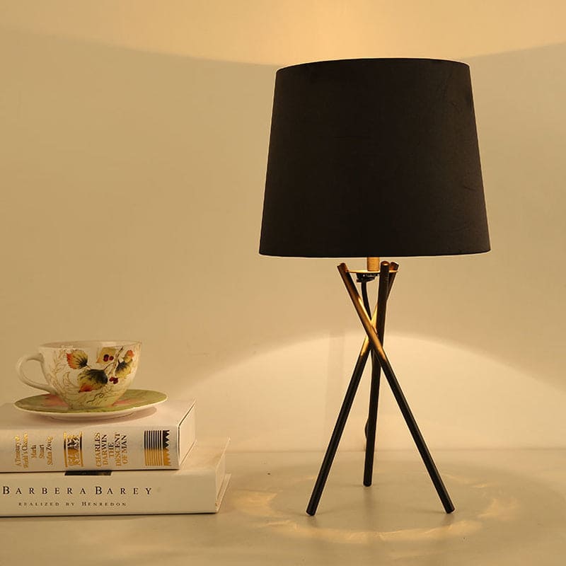LumiTact Tischlampe Minimalistisch Stoffschirm Warmweiß Schlafzimmer