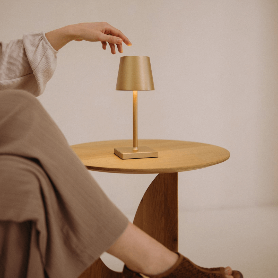 Solux Dimmbar Lampe – Kompakt, tragbar, stilvolle Beleuchtung