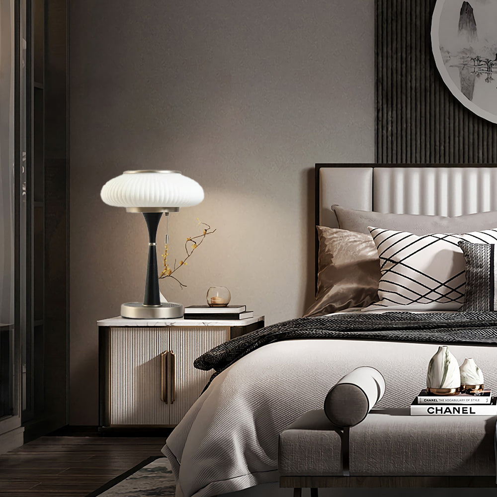 Minimalistische Tischlampe in Pilzform – LED – Dimmbar – Schlafzimmer