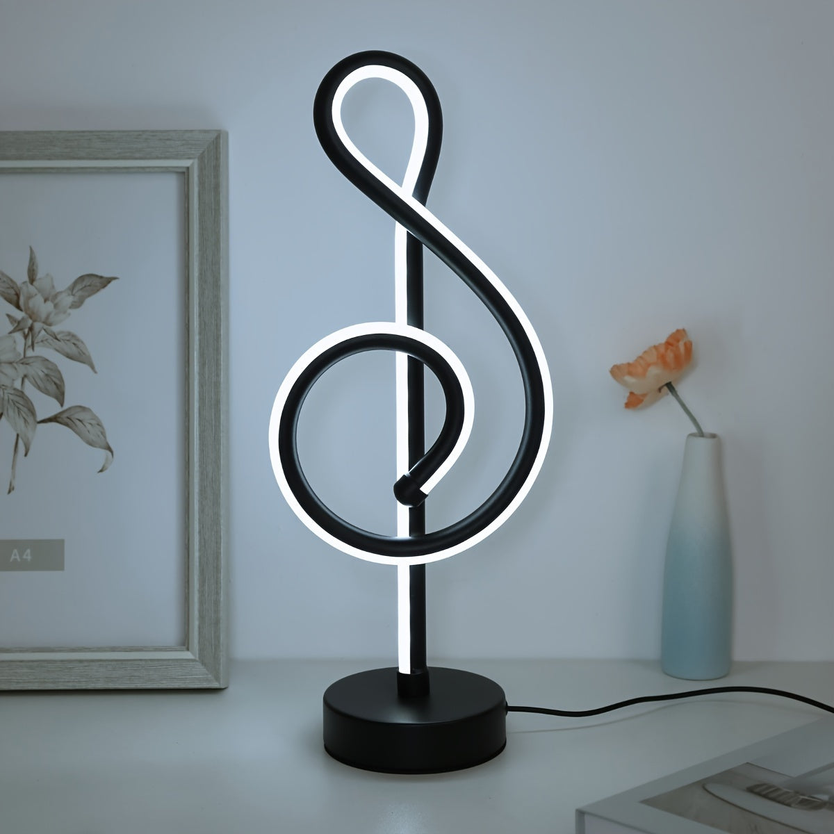 ShineFlex - Energieeffiziente verstellbare LED-Tischleuchte