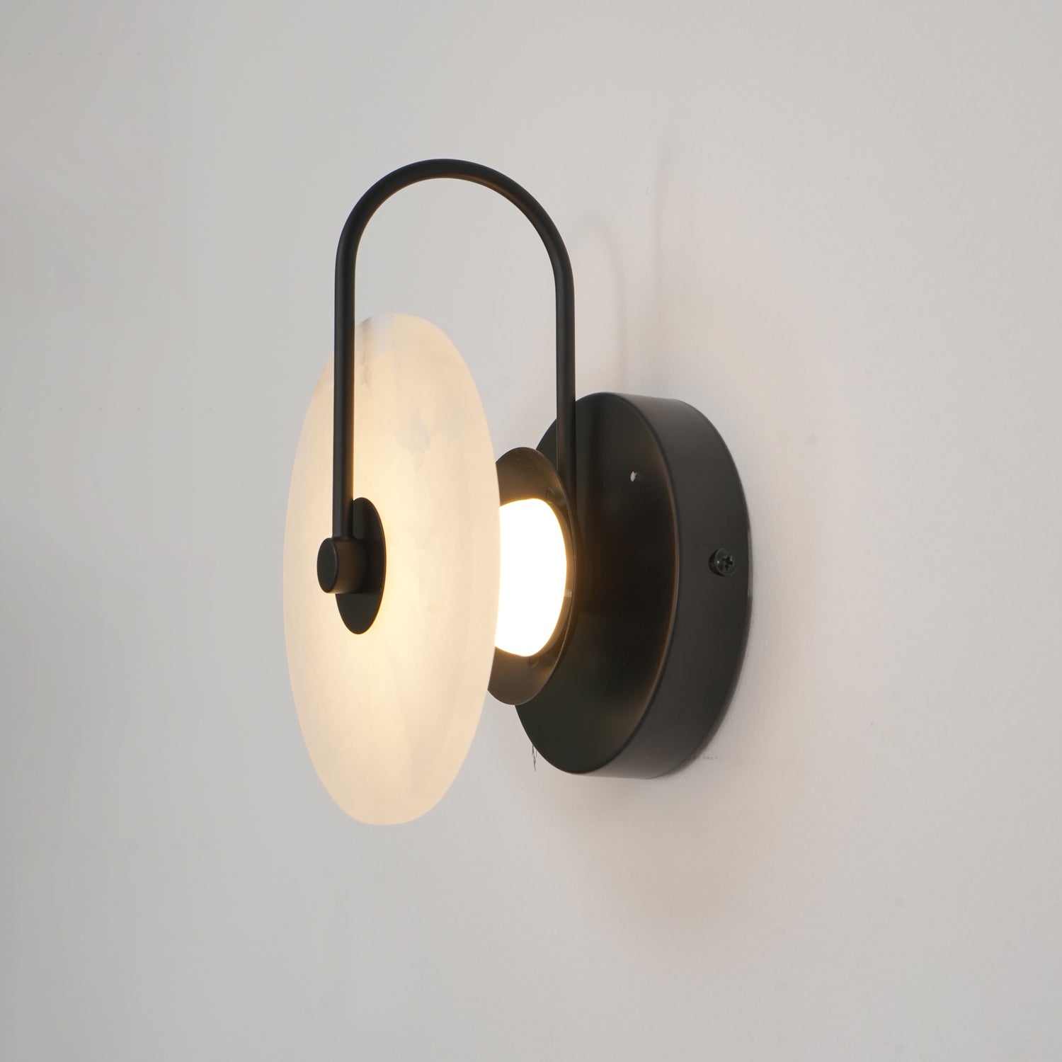LumaAlba Wandleuchte – Modern, LED, Alabaster-Optik, Für Flur