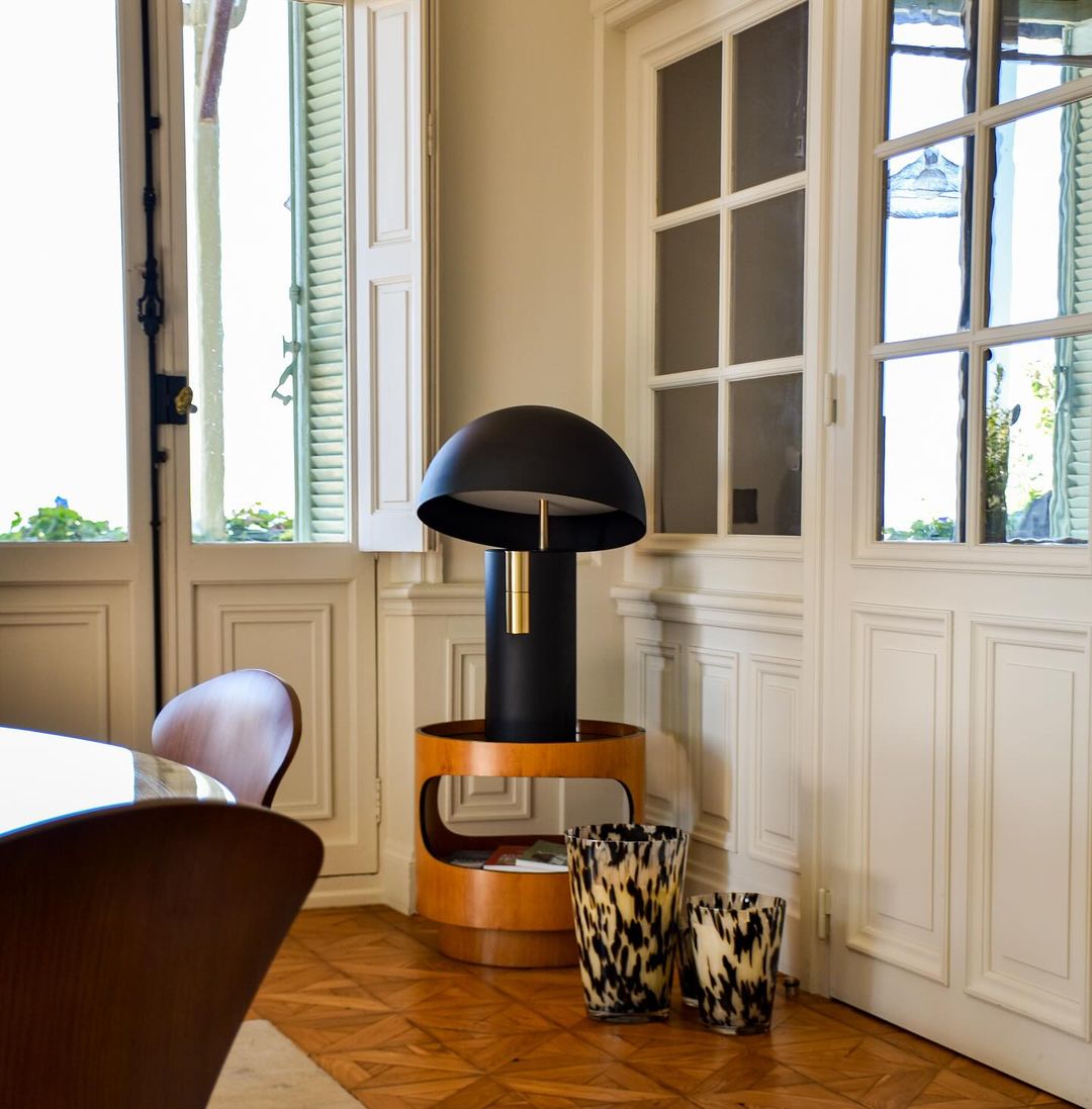 ModiLuxe – Elegante LED-Tischlampe Modernes Design Weiß für Wohnzimmer