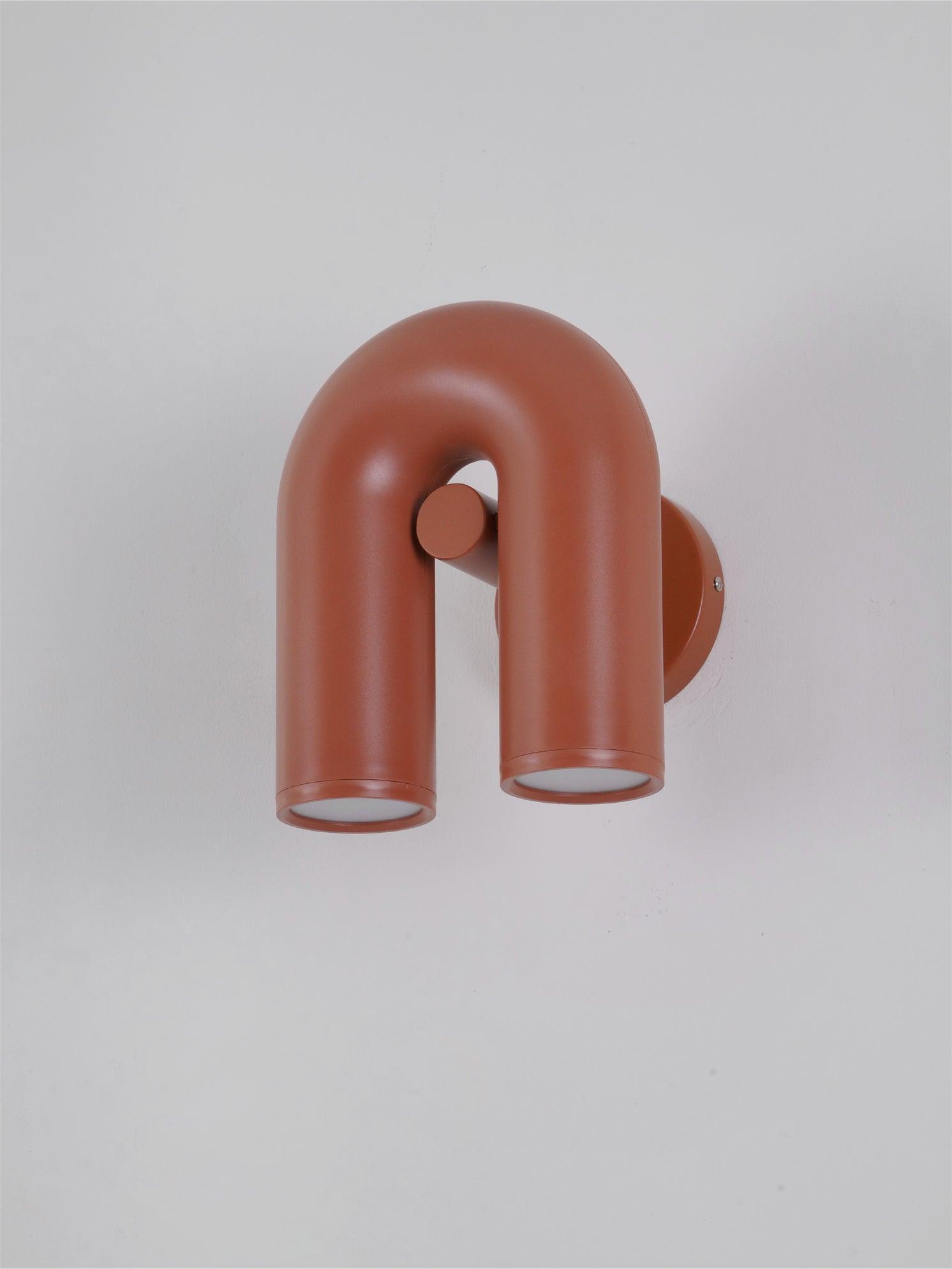 LumaCirkus – Moderne LED Wandleuchte Schwarz Stilvoll für Terrasse