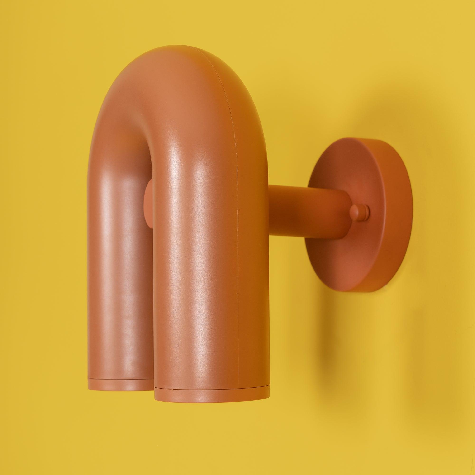 LumaCirkus – Moderne LED Wandleuchte Schwarz Stilvoll für Terrasse