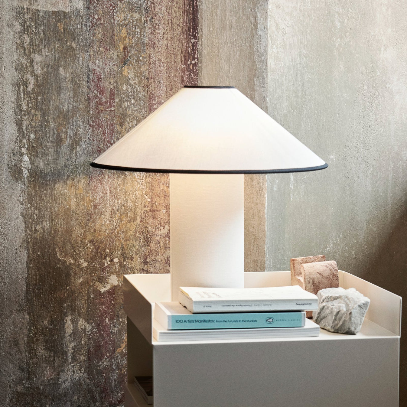 LumiChic Tischlampe – Modern, Stoffschirm, Beige, für Wohnzimmer