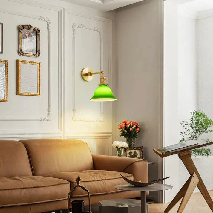 GlasLicht – Vintage Schwenkarm Wandleuchte Grün für Terrasse & Garten