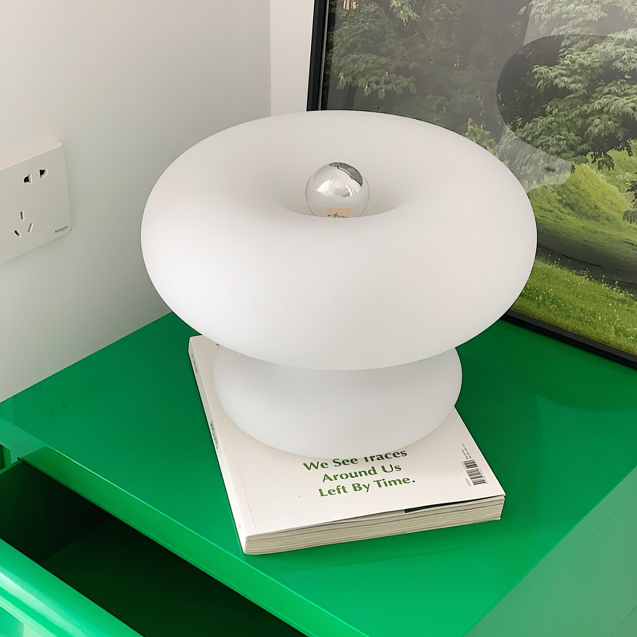 LumoRing Modern LED Tischlampe – Dimmbar Weiß Schlafzimmer