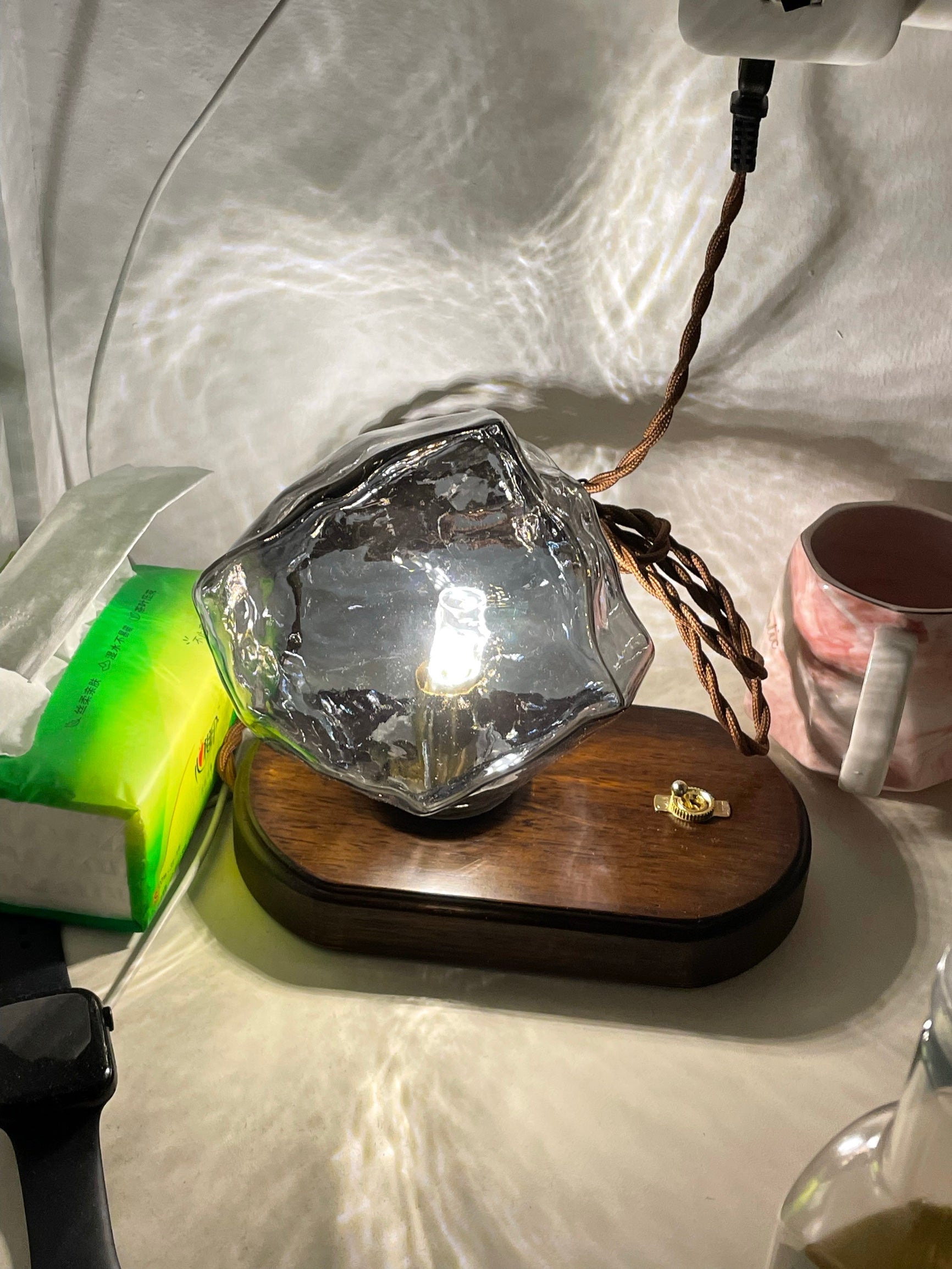 FrostGlow Vintage Glas-Tischlampe – Warmlicht Weiß fürs Wohnzimmer