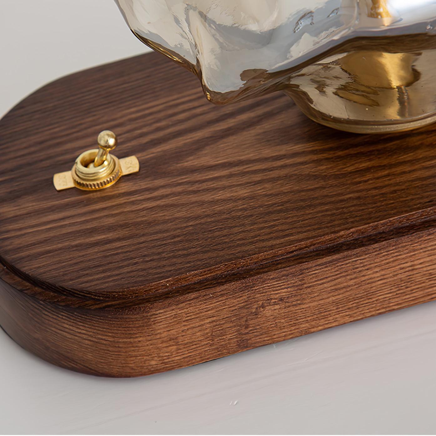 GlasAura – Edle Tischlampe aus satiniertem Glas für Wohnzimmer