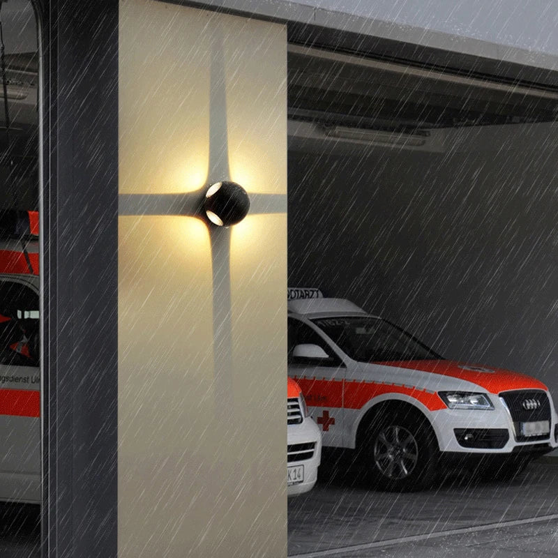 LichtPerle – Runde Aluminium Außenwandleuchte LED Schwarz Garten & Terrasse