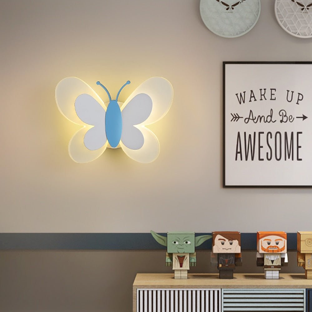 LumoWings LED-Wandleuchte modern mit Schmetterlingsdesign Gold fürs Wohnzimmer
