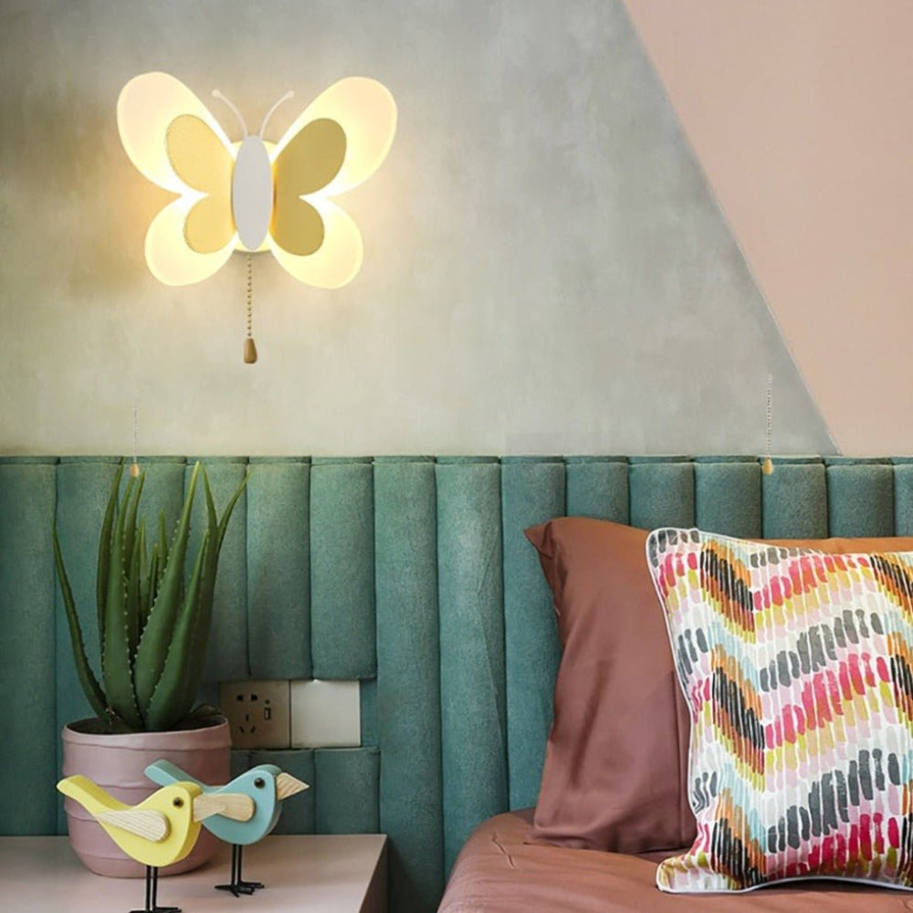 LumoWings LED-Wandleuchte modern mit Schmetterlingsdesign Gold fürs Wohnzimmer