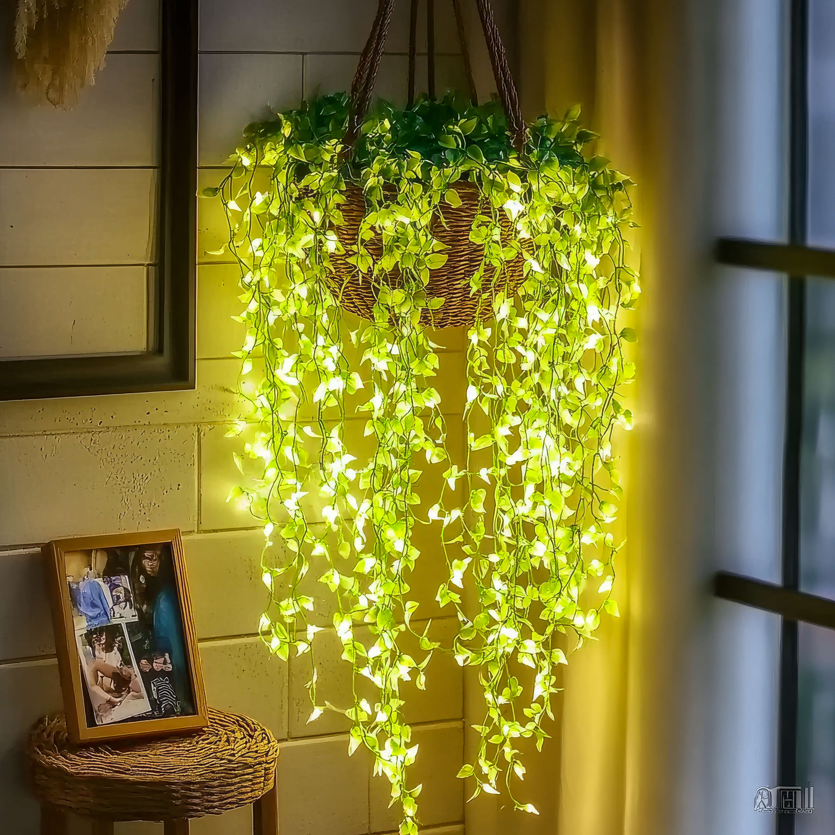 Leuchtende Blütenranke LED-Lampe in Warmweiß für Garten