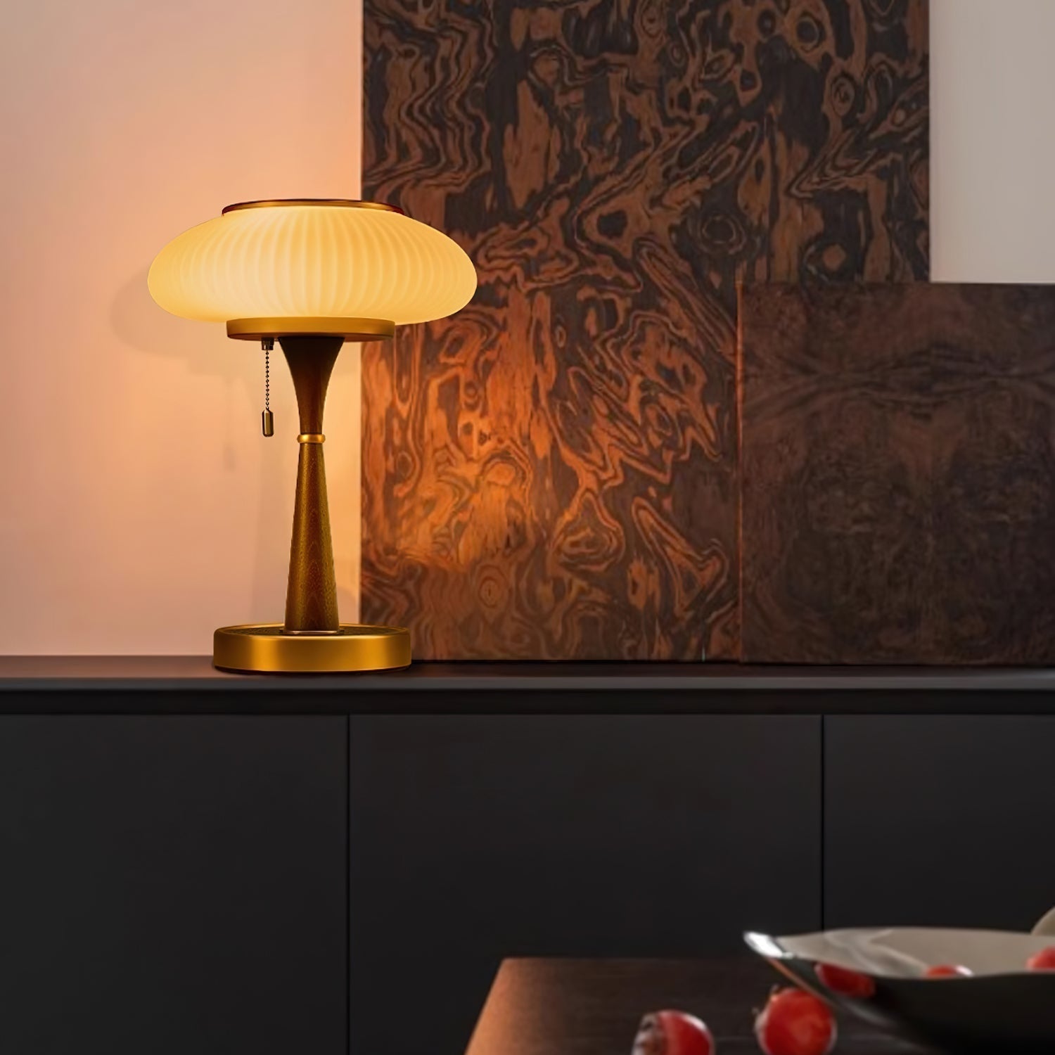LumoShroom Vintage LED-Tischlampe – Dimmbar Holzoptik fürs Wohnzimmer