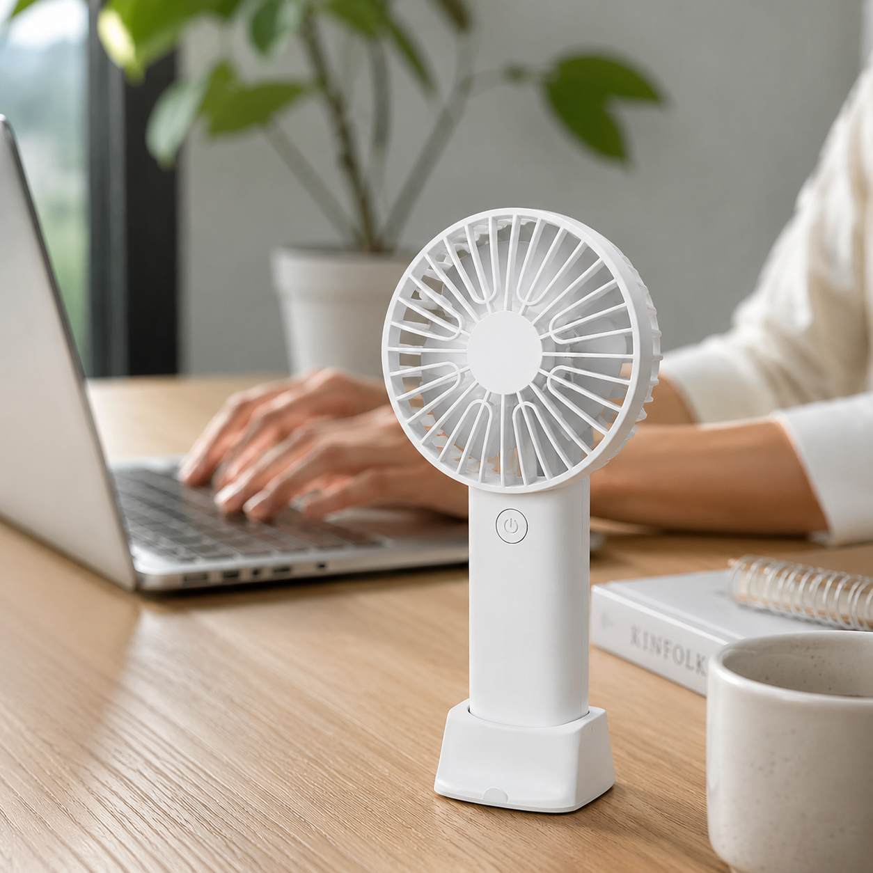 Mini-Tischventilator | Schwarzes ABS-Gehäuse, USB-Aufladung 8