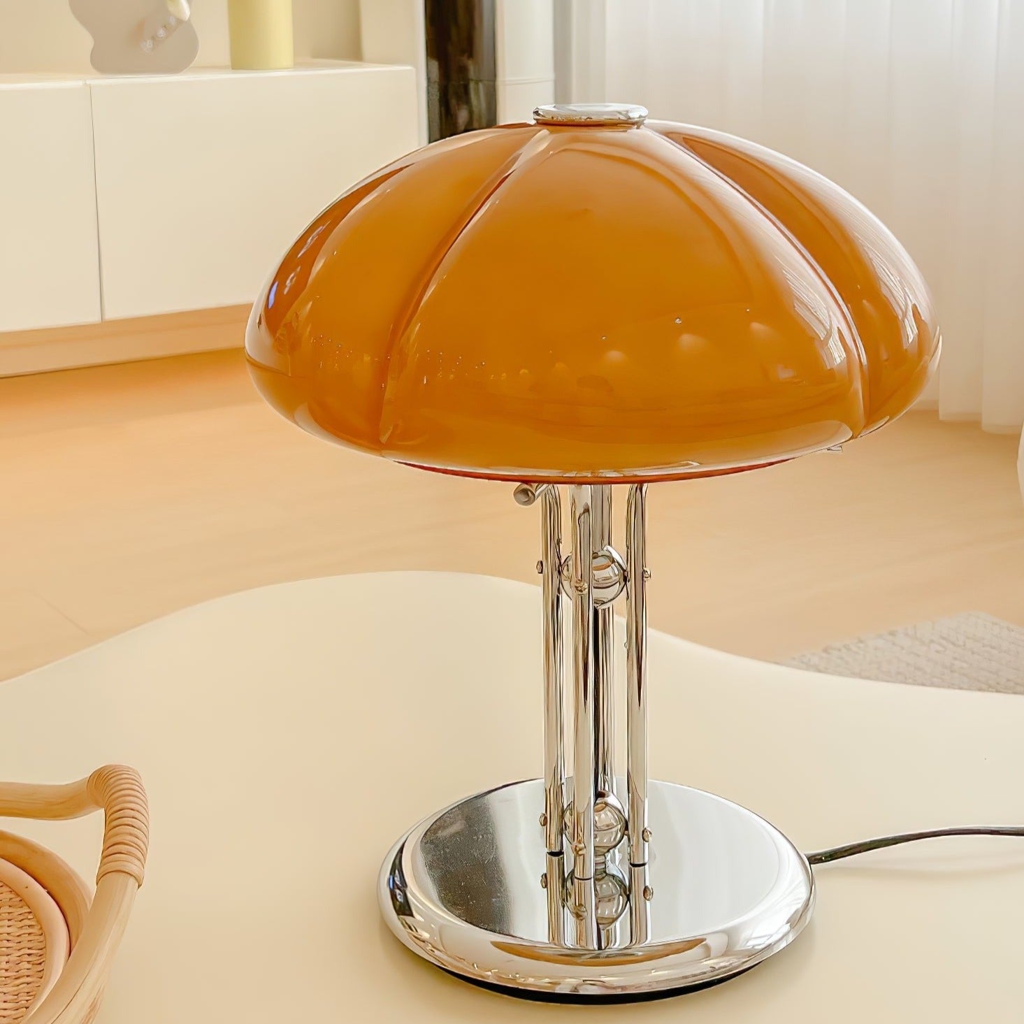 MushGlow Bauhaus Tischlampe – Modernes Pilzdesign Dimmbar Weiß Wohnzimmer