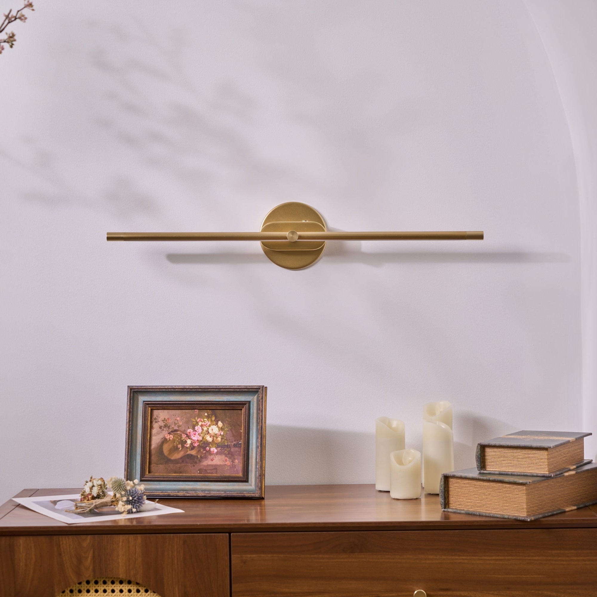 Wiederaufladbare lineare Wandlampe mit Touch-Bedienung