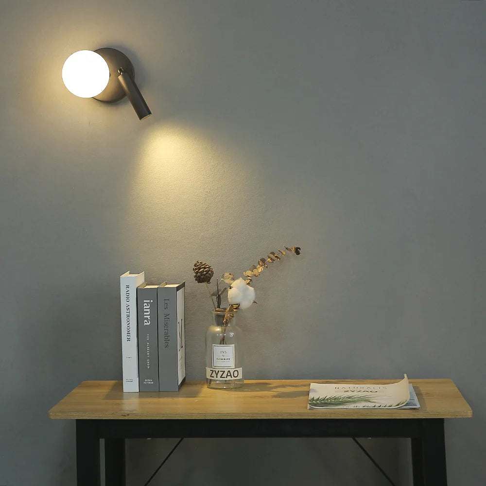 NordicRadiance LED-Wandleuchte - skandinavisches Design mit drehbarem Kopf für Schlafzimmer oder Wohnzimmer