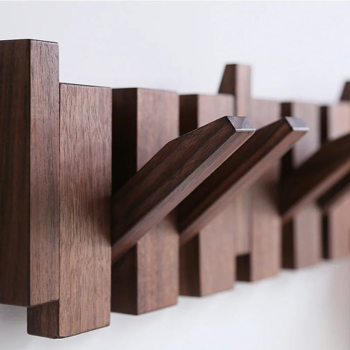 Wandgarderobe | Massives Holz, Klavier-inspiriertes Design 0