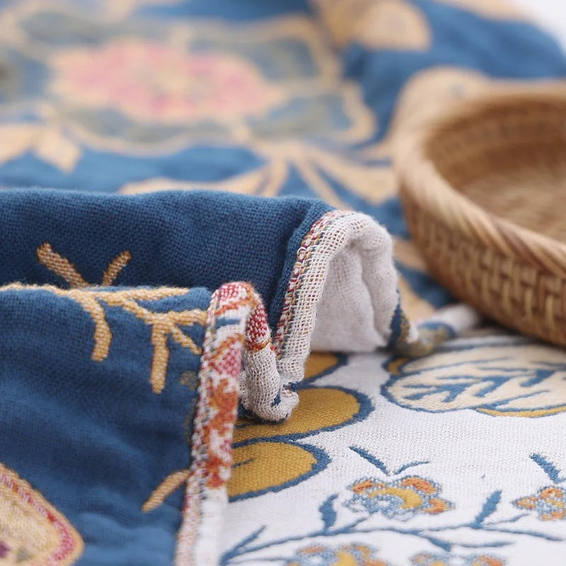 Wendedecke | Jacquard-Blumenmuster, Pompon-Details 6