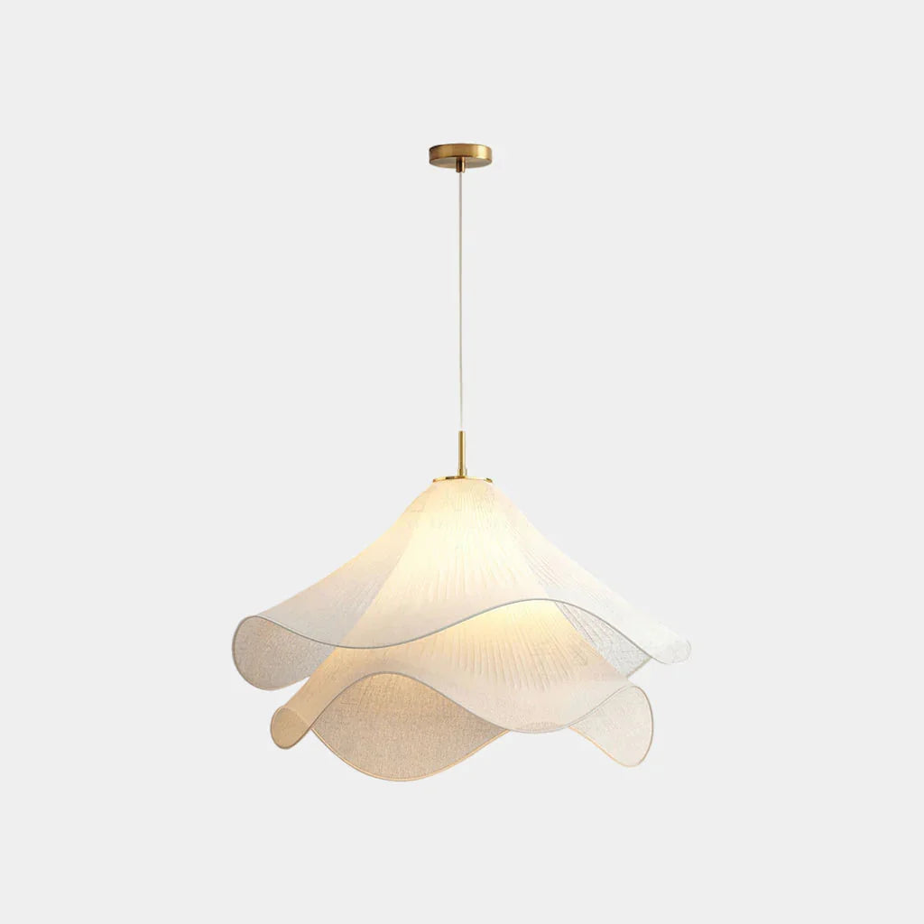 Pendelleuchte aus Stoff im Blütendesign
