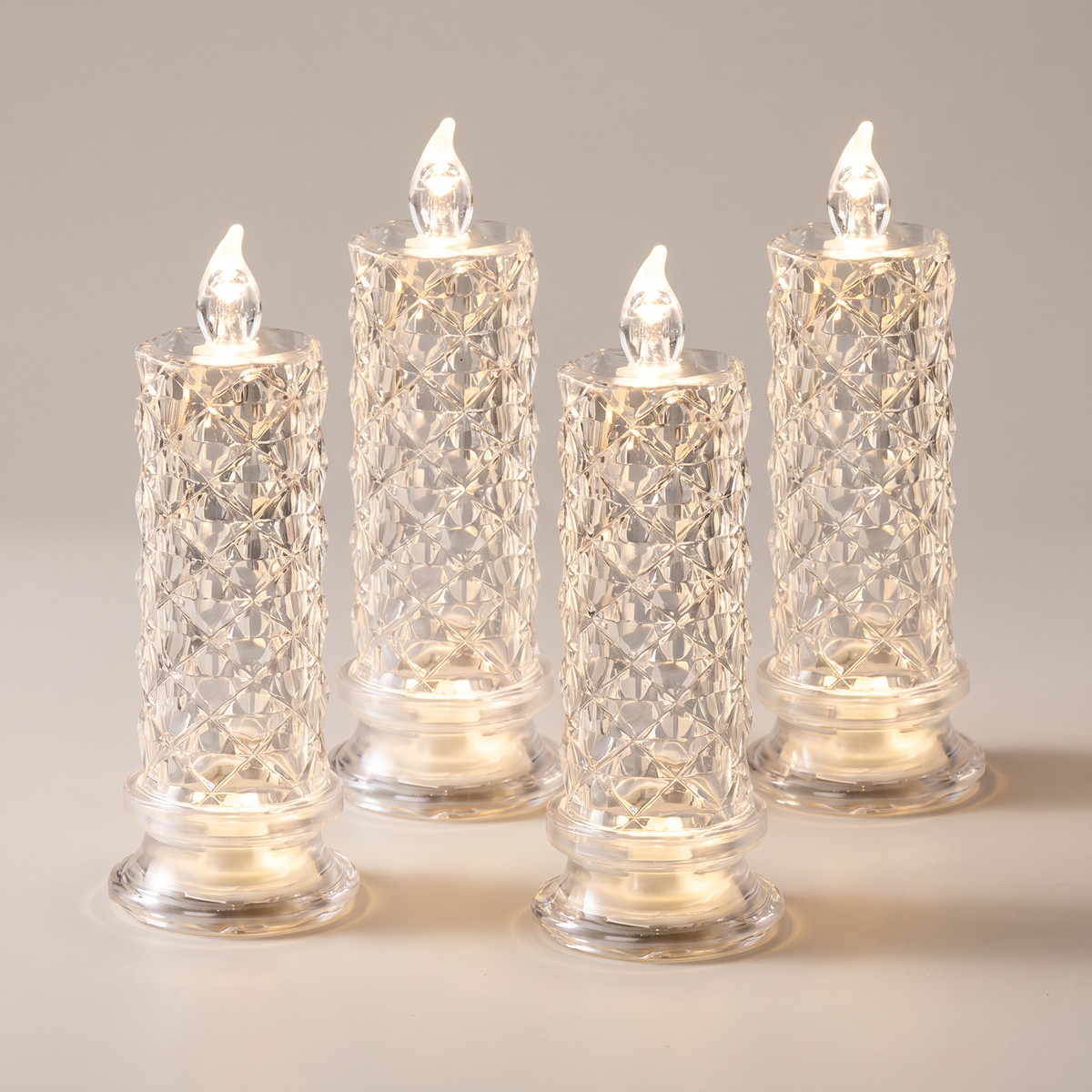 LED Kristall Kerzen 4er Set, flammenlose Kerzenlichter mit Diamantschliff und Farbwechsel