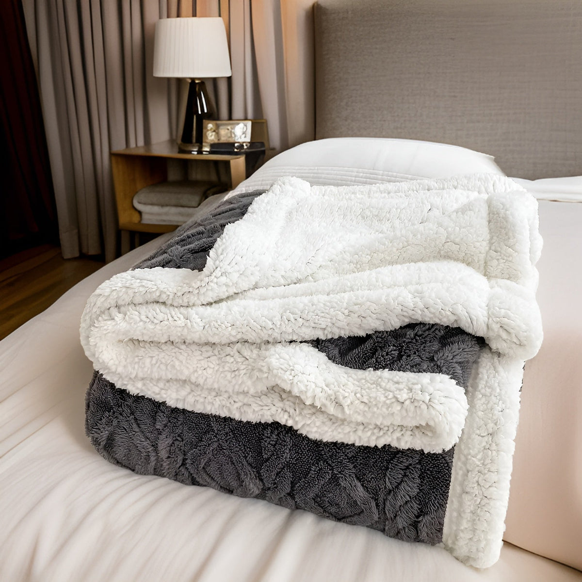 Zweiseitige Fleecedecke für Sofa und Bett