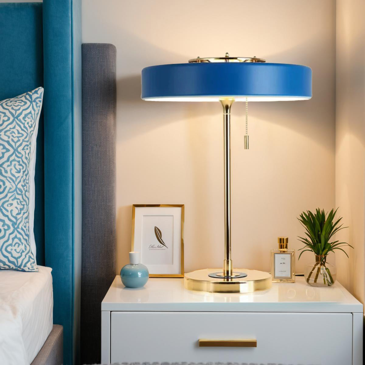 Retro Tischlampe im Nordic Stil – LED – Warmes Licht – Wohnzimmer