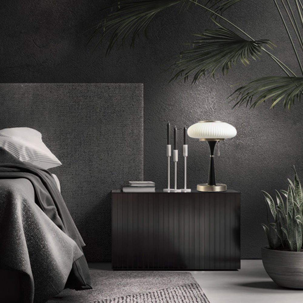 Minimalistische Tischlampe in Pilzform – LED – Dimmbar – Schlafzimmer