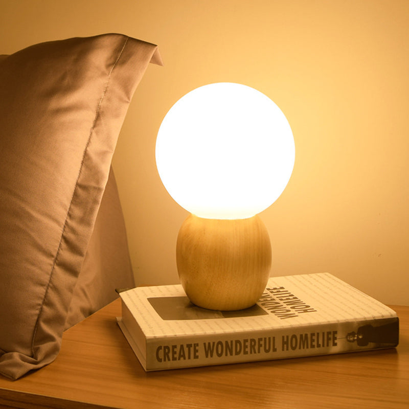 OrbinaGlow Nachttischlampe Modern Holzfuß Weiß Kugelform Schlafzimmer