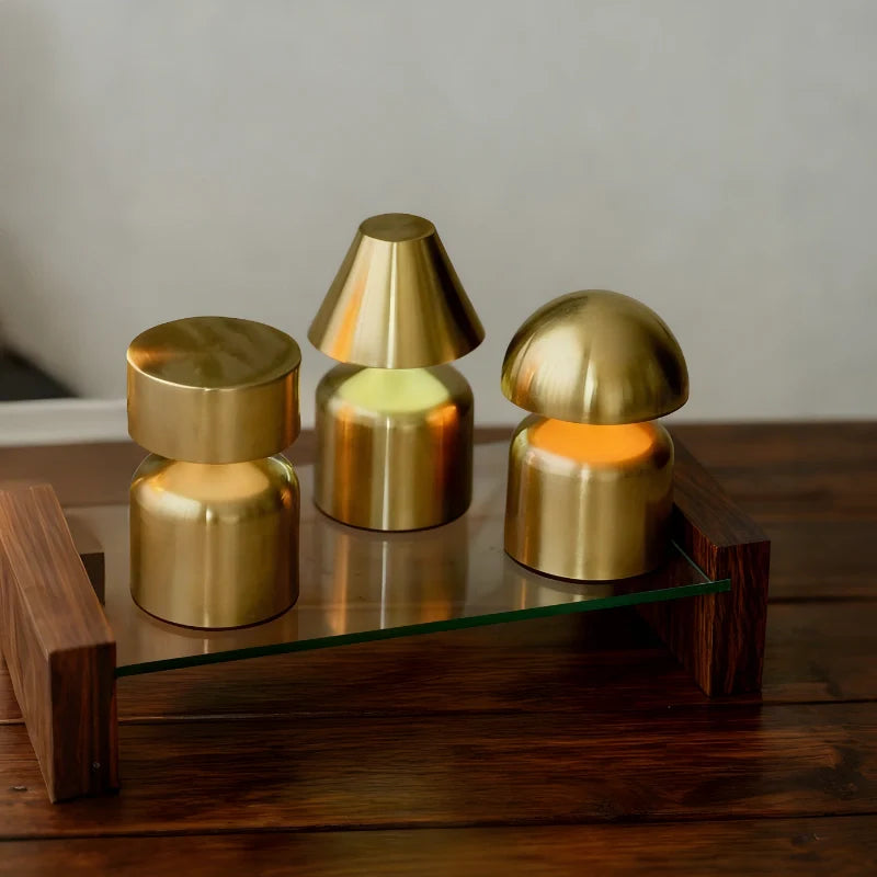 LumaAura – Moderne LED-Tischlampe, dimmbar, Weiß, Wohnzimmer