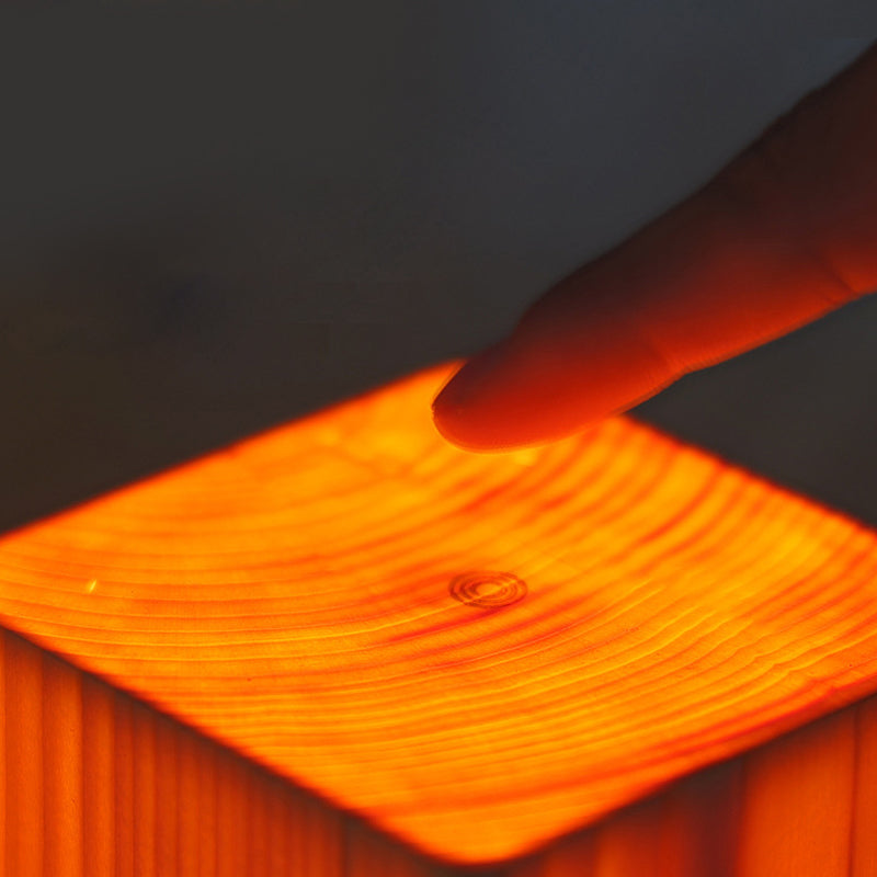 HolzGlow – Moderne LED-Tischlampe mit Akku & Touch, Schlafzimmer