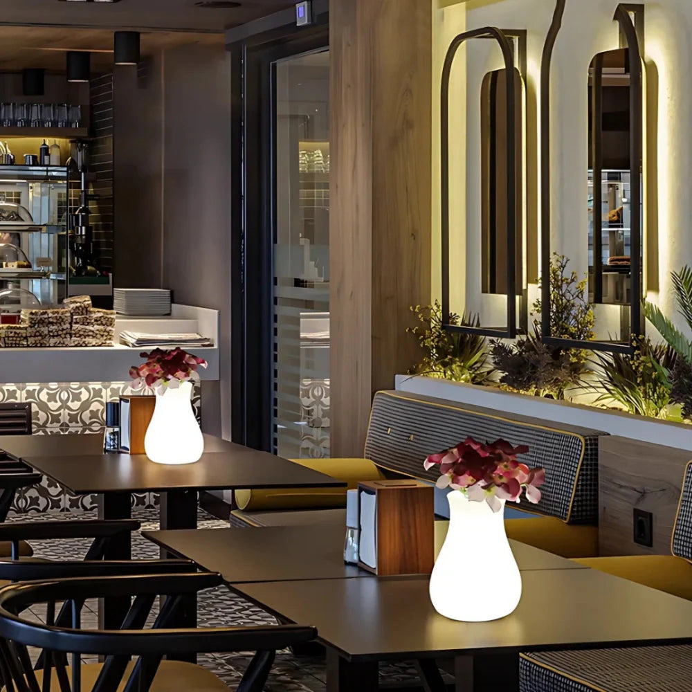 LumoVase LED Blumenvase – Leuchtdeko Weiß für Garten & Balkon