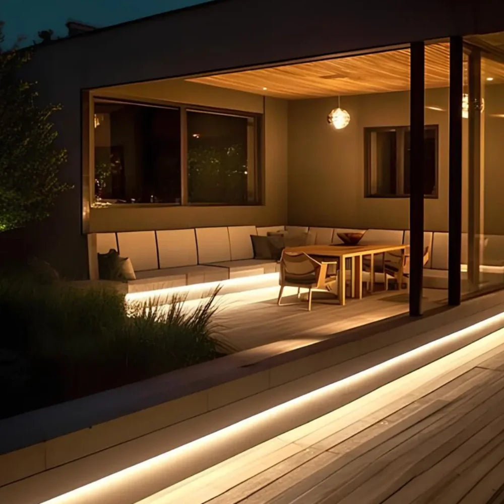 LumiFlex LED Lichtleiste modern – mit Sensor warmweiß Flur