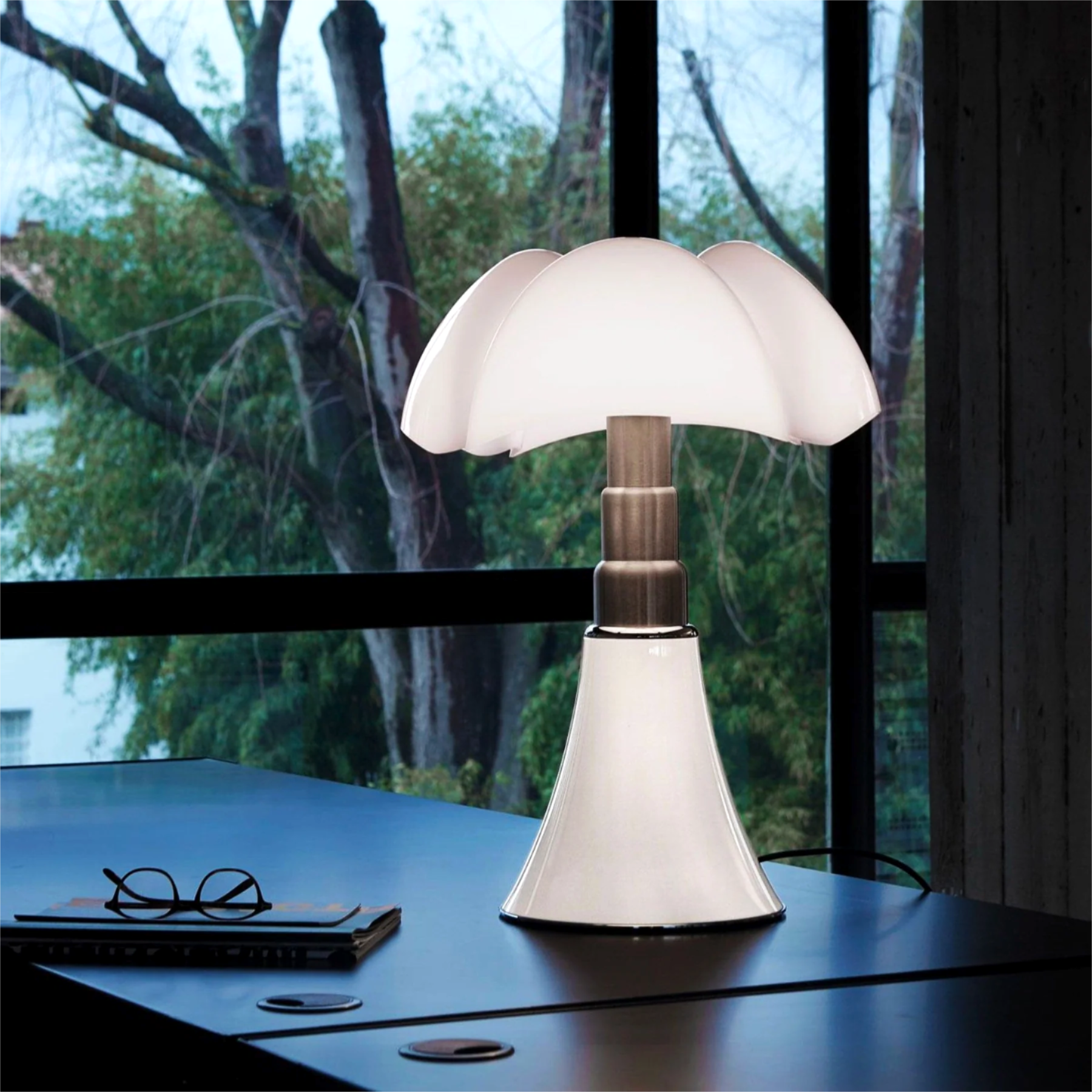 Moderne Blumentischlampe – Höhenverstellbar – LED – Schlafzimmer