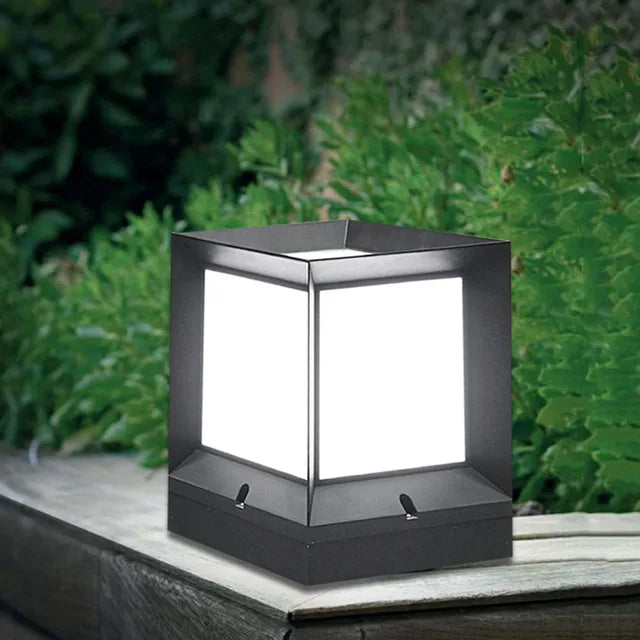 CubicGlow - LED Minimalistische Stehlampe