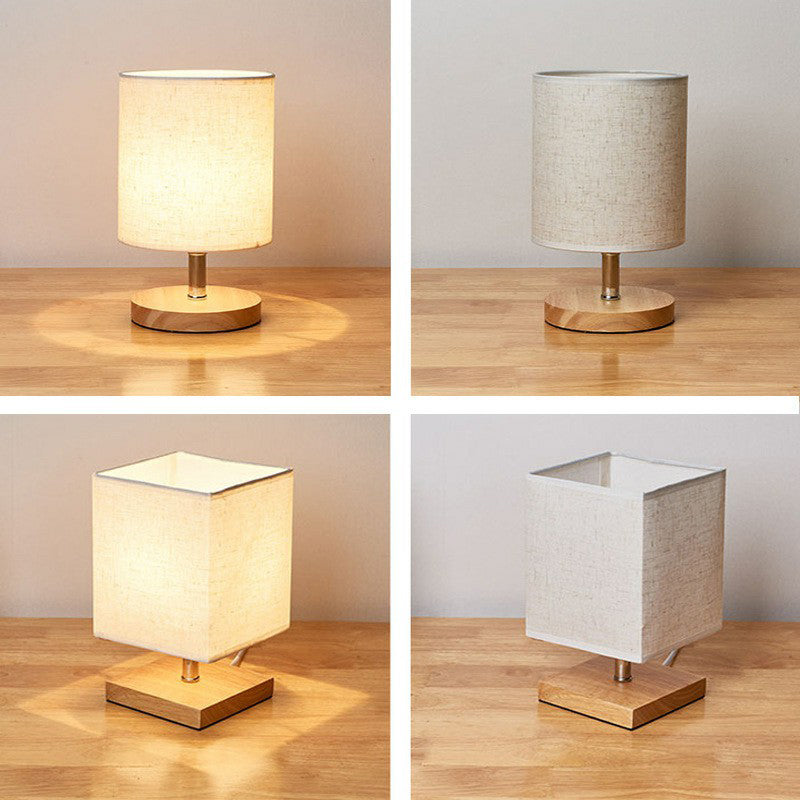 LinenWood - Minimalistische Tischlampe aus Holz und Leinen