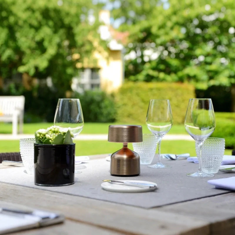 LumaAura – Moderne LED-Tischlampe, dimmbar, Weiß, Wohnzimmer