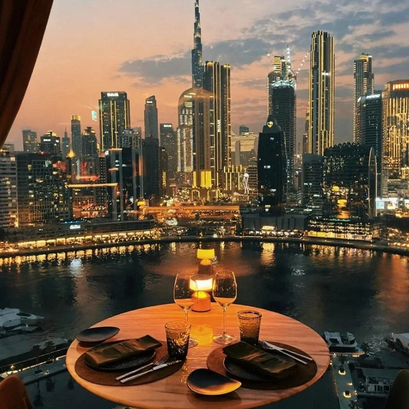 LumaAura – Moderne LED-Tischlampe, dimmbar, Weiß, Wohnzimmer