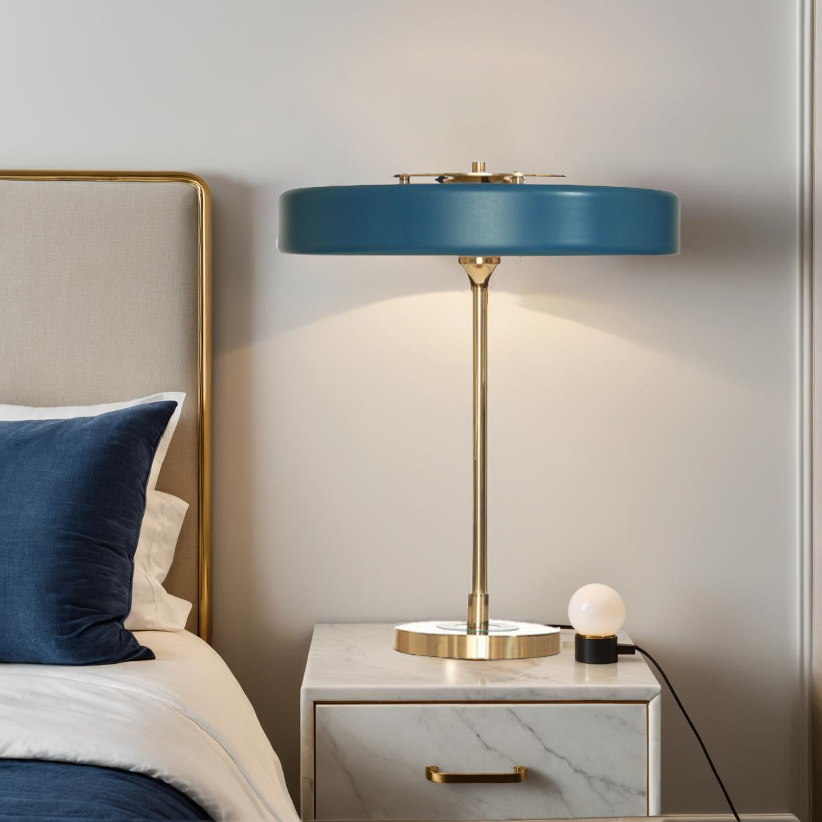 Retro Tischlampe im Nordic Stil – LED – Warmes Licht – Wohnzimmer