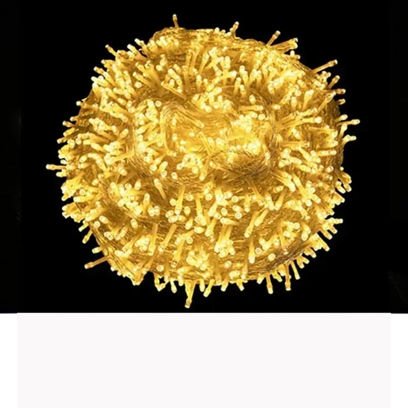 LichterGlanz – Festliche LED-Außenbeleuchtung Warmweiß Garten