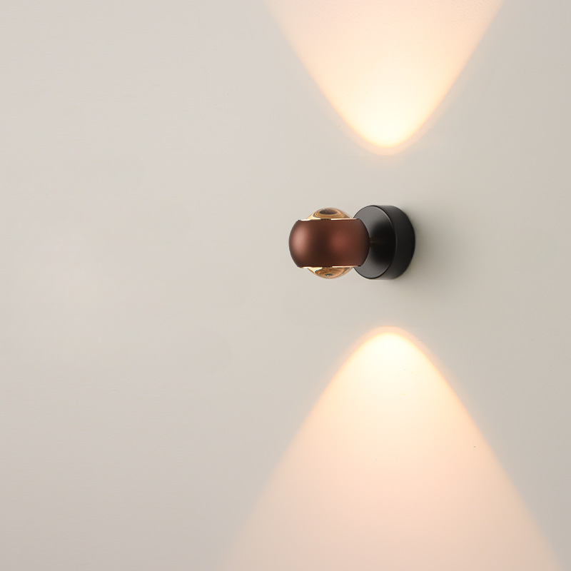 RayVera LED-Wandleuchte – Minimalistisches Design in Schwarz & Gold