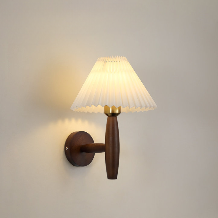LumiOak - Elegante Wandleuchte aus Holz