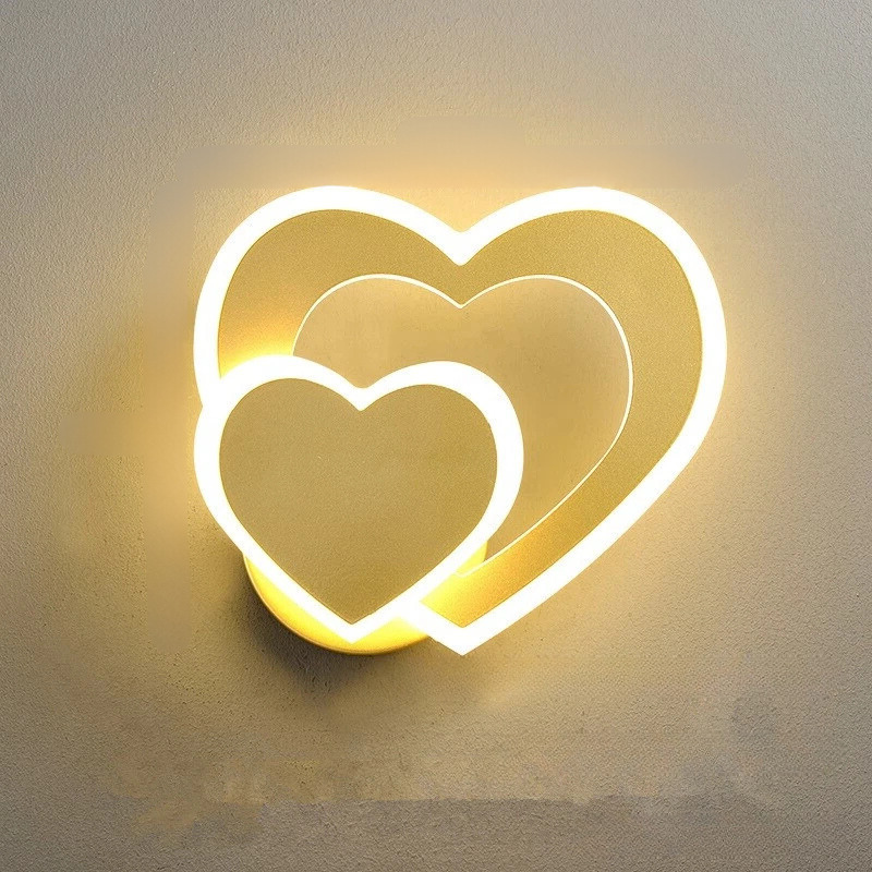 HeartBliss Lampe - Romantisches Herz Design für Schlafzimmer und Wohnzimmer