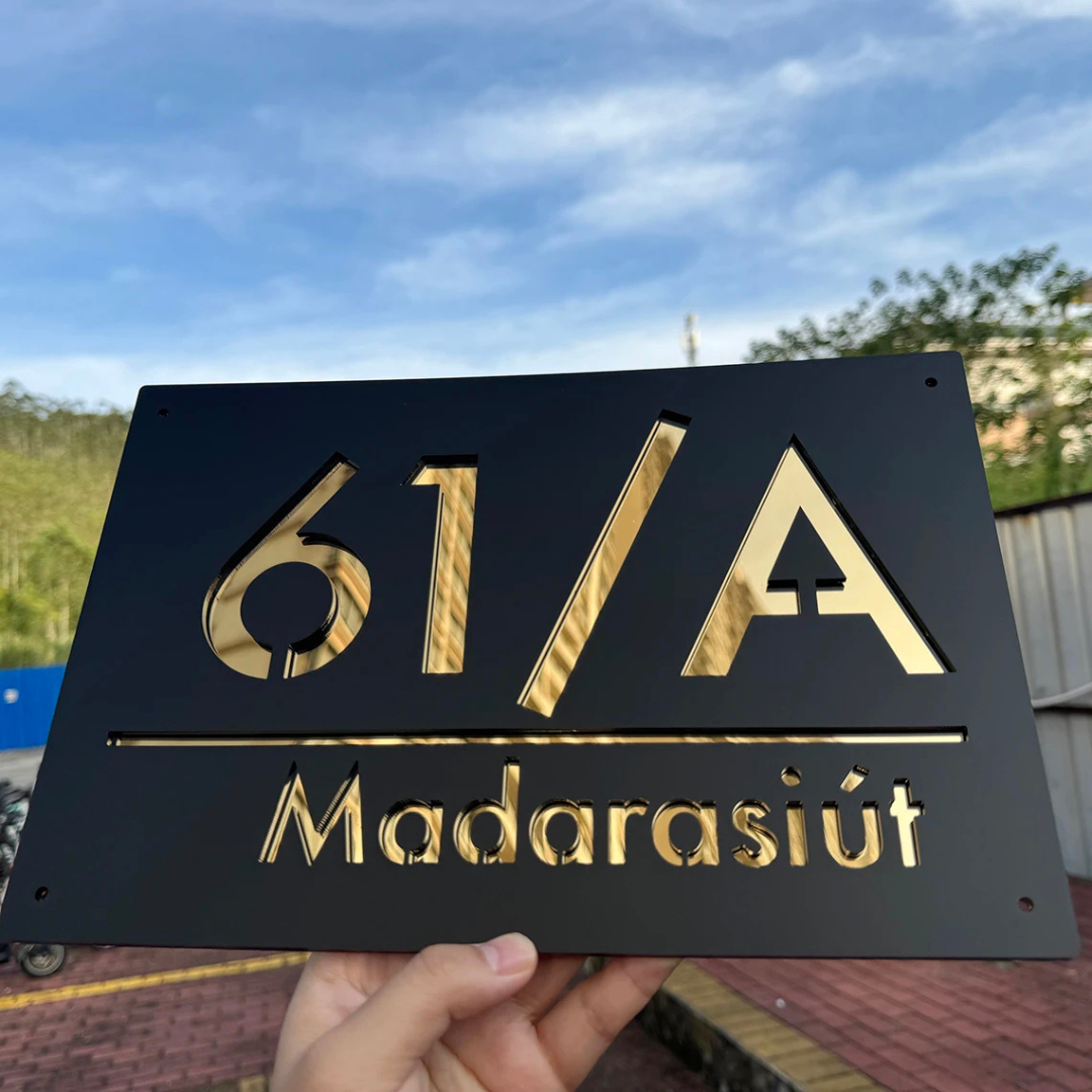 Acryl Hausnummernschild Modern Außen Wetterfest für Fassade und Hauseingang Anthrazit 3D Optik