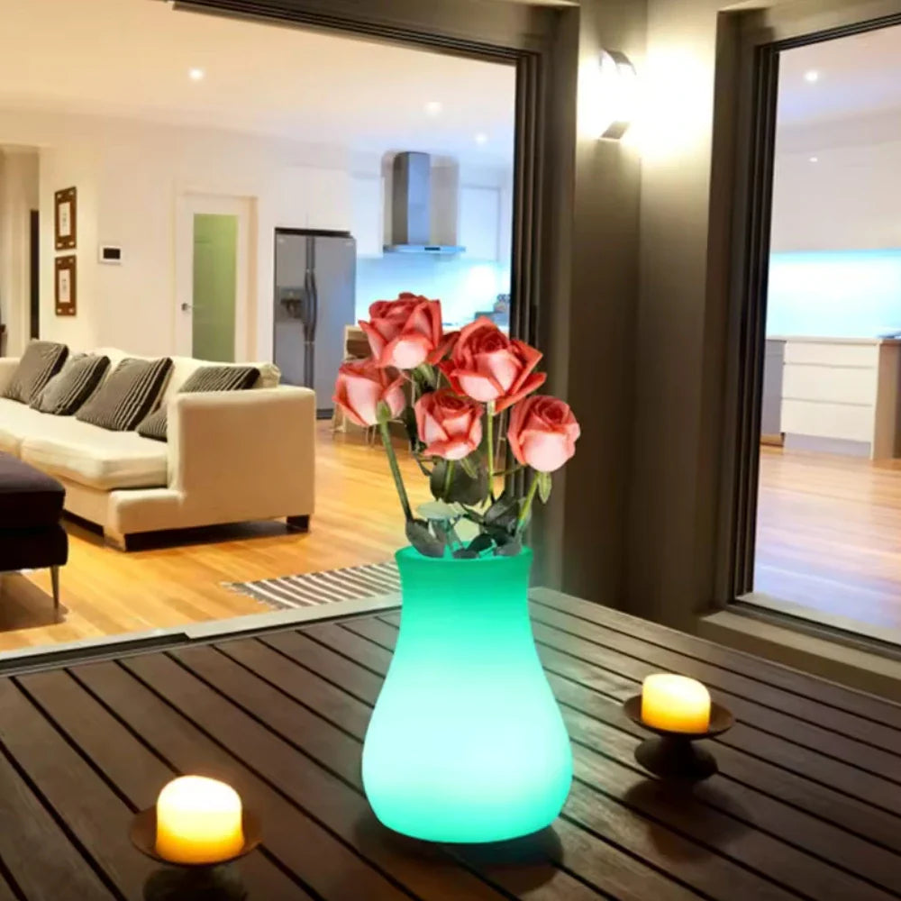 LumoVase LED Blumenvase – Leuchtdeko Weiß für Garten & Balkon