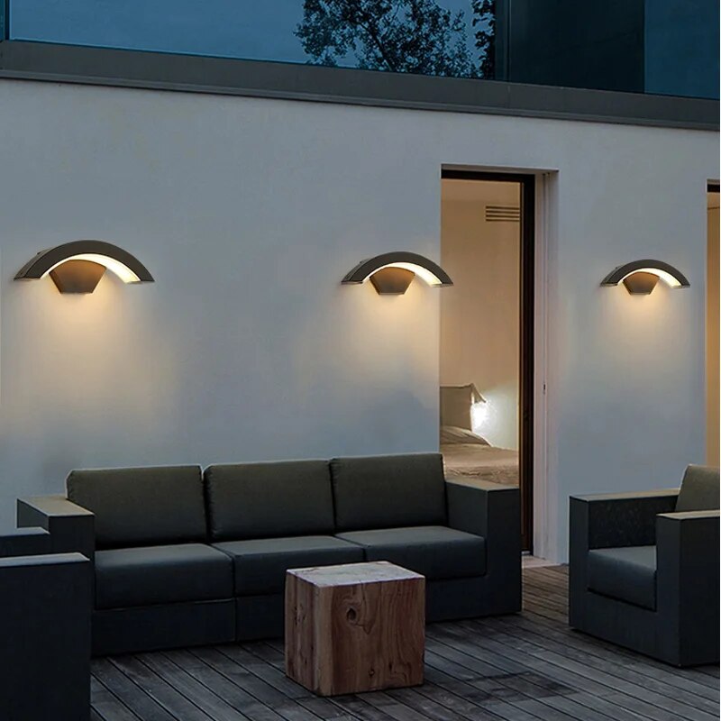 ClearLume - Elegante und wasserdichte LED-Wandleuchte