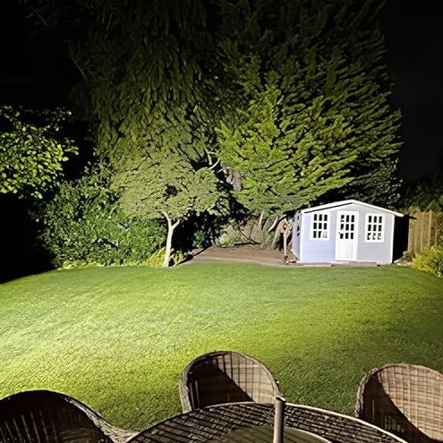 SolaRay LED Solarstrahler modern – extra hell für Einfahrt